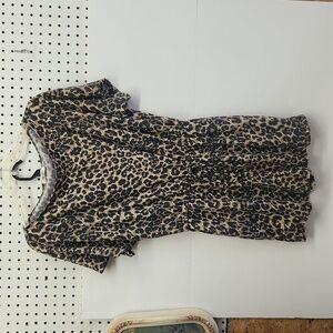 First love animal print romper shorts EUC